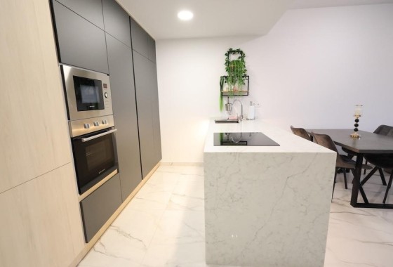 Sprzedaż - Apartament / Mieszkanie -
Orihuela Costa - Punta Prima