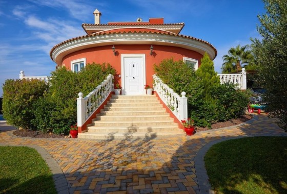 Venta - Villa -
Rojales - Centro de la Ciudad Quesada