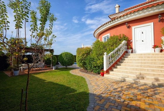 Venta - Villa -
Rojales - Centro de la Ciudad Quesada