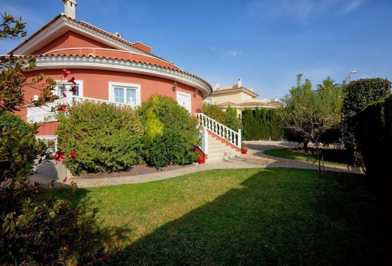 Venta - Villa -
Rojales - Centro de la Ciudad Quesada