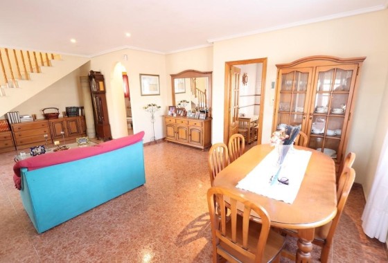 Herverkoop - Villa -
Torrevieja - Los Balcones