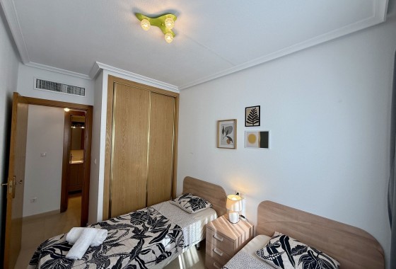 Venta - Apartamento / Piso -
Torrevieja - Costa Blanca