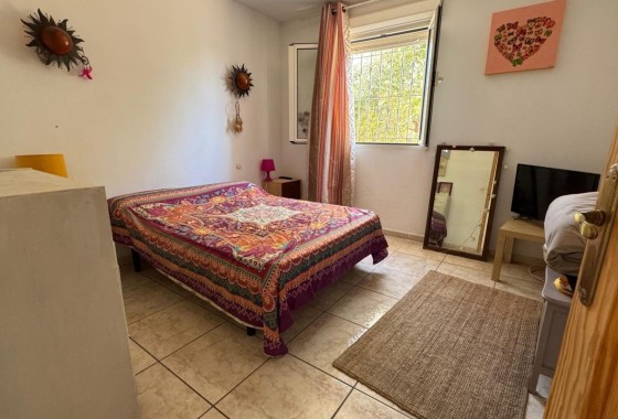 Herverkoop - Finca Landelijk pand -
Albatera - BARRANCO SAN CAYETANO