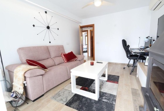 Herverkoop - Stadswoning -
Cabo Roig - Cala Capitan