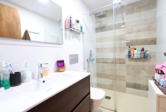 Herverkoop - Stadswoning -
Cabo Roig - Cala Capitan