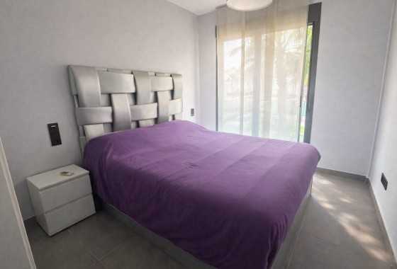 Herverkoop - Appartement / Flat -
Torrevieja - Punta Prima