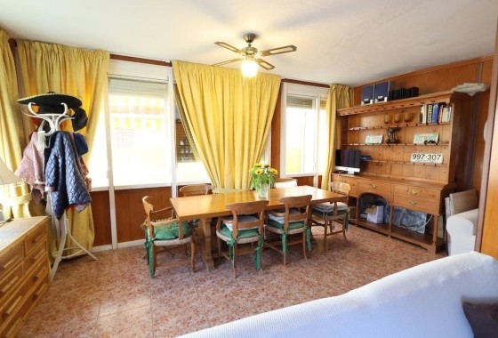 Herverkoop - Halfvrijstaande villa -
Torrevieja - Torretas