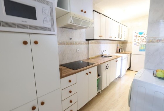 Herverkoop - Halfvrijstaande villa -
Torrevieja - Torretas