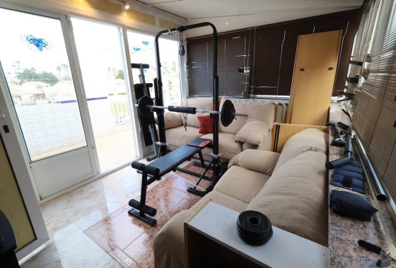 Herverkoop - Halfvrijstaande villa -
Torrevieja - Torretas