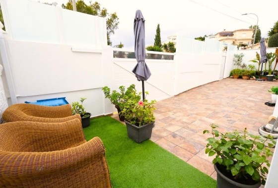 Herverkoop - Vrijstaande Villa -
San Miguel de Salinas - Las filipinas