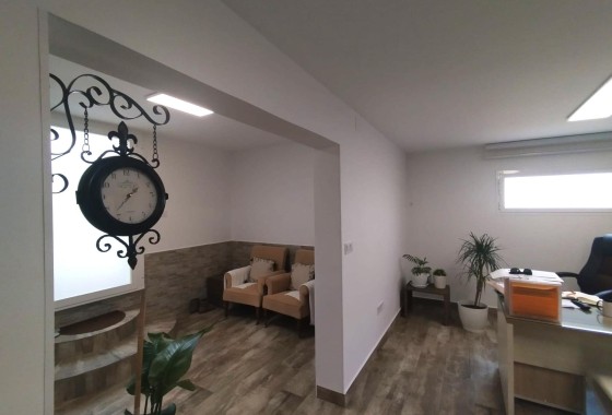 Herverkoop - Vrijstaande Villa -
San Miguel de Salinas - Las filipinas