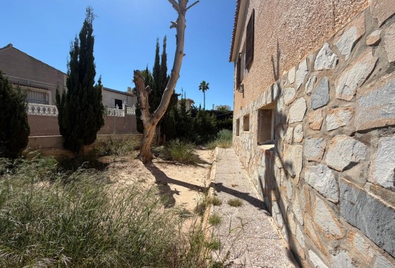 Resale - Freistehende Villa -
Torrevieja - Los Balcones