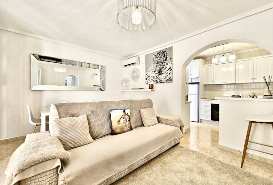 Venta - Casa de pueblo -
Punta Prima - Costa Blanca
