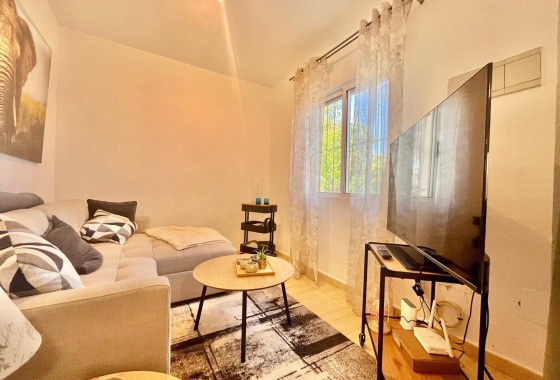 Revente - Villa Individuelle -
Orihuela Costa - Los Almendros-la Florida