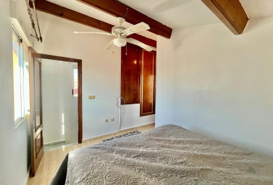 Revente - Villa Individuelle -
Orihuela Costa - Los Almendros-la Florida