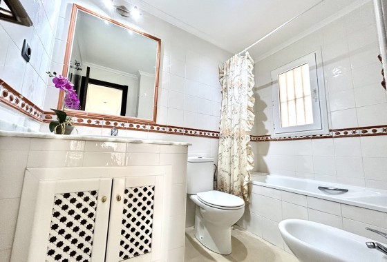 Resale - Wohnung / Appartement -
Villamartín - Costa Blanca