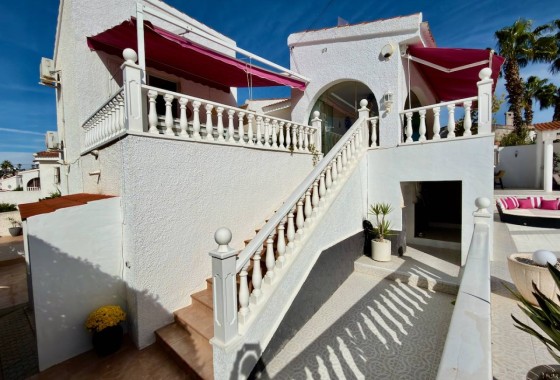 Herverkoop - Vrijstaande Villa -
Ciudad Quesada - Rojales - Ciudad Quesada