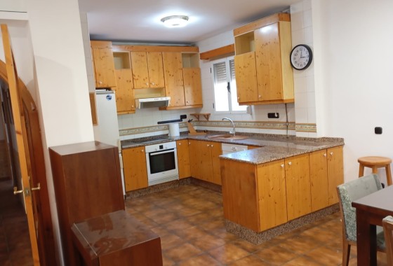 Venta - Chalet Independiente -
Yecla - Inland