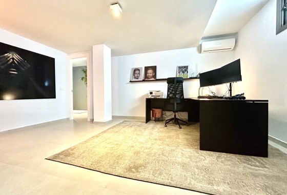 Resale - Freistehende Villa -
San Miguel de Salinas - Inland