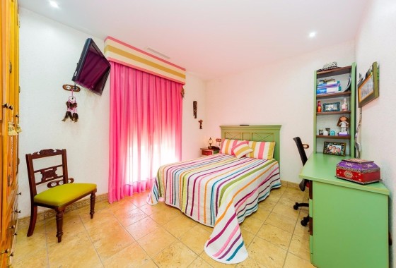 Sale - Finca Country Property -
Almoradí