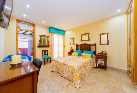 Sale - Finca Country Property -
Almoradí