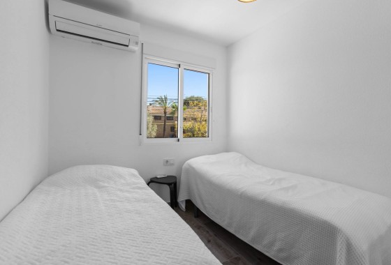 Herverkoop - Appartement / Flat -
Torrevieja - Costa Blanca