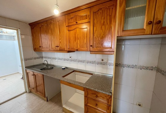 Resale - Wohnung / Appartement -
Orihuela Costa