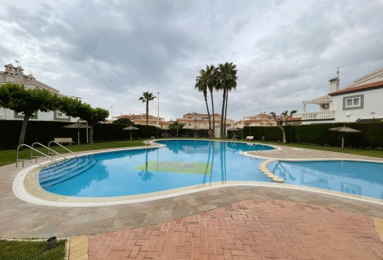 Resale - Wohnung / Appartement -
Orihuela Costa