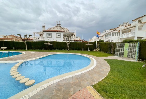 Resale - Wohnung / Appartement -
Orihuela Costa