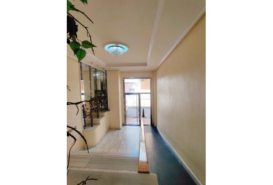 Venta - Apartamento / Piso -
Torrevieja - Curva del Palangre