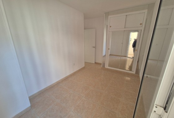 Herverkoop - Appartement / Flat -
Torrevieja - LA LOMA