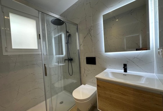 Venta - Apartamento / Piso -
Torrevieja - Playa del Cura