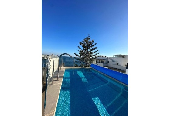 Venta - Apartamento / Piso -
Torrevieja - Playa del Cura