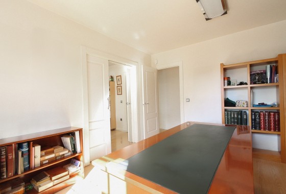 Venta - Chalet Independiente -
San Vicente del Raspeig - Inland