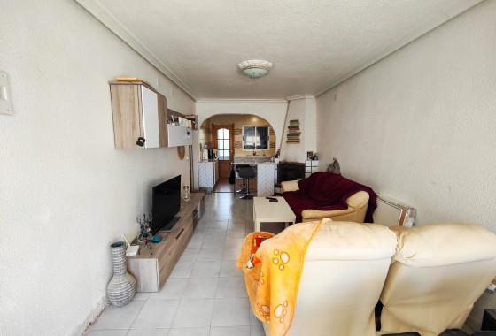 Venta - Casa de pueblo -
San Miguel de Salinas - Inland