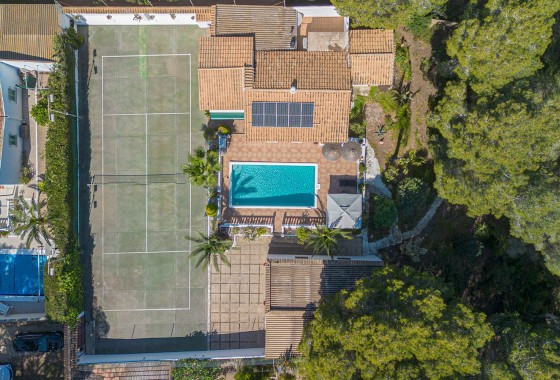 Herverkoop - Vrijstaande Villa -
Orihuela - Inland