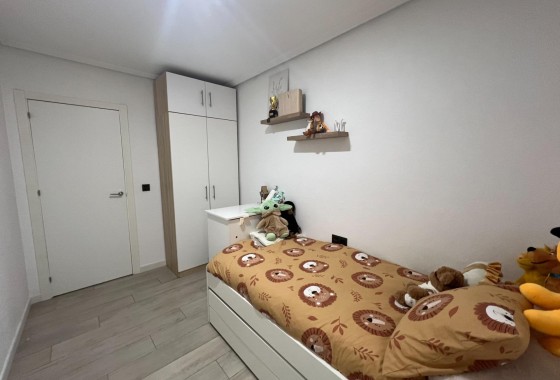 Herverkoop - Appartement / Flat -
Dolores - Comunidad Valenciana
