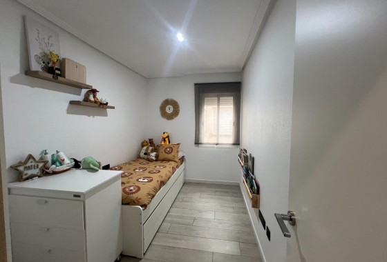 Herverkoop - Appartement / Flat -
Dolores - Comunidad Valenciana