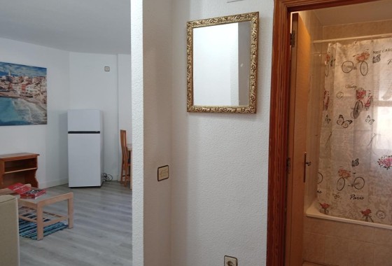 Herverkoop - Appartement / Flat -
Torrevieja - Habaneras