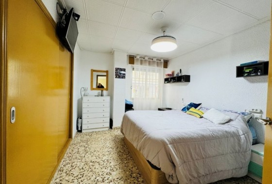 Resale - Wohnung / Appartement -
La Mata - Costa Blanca