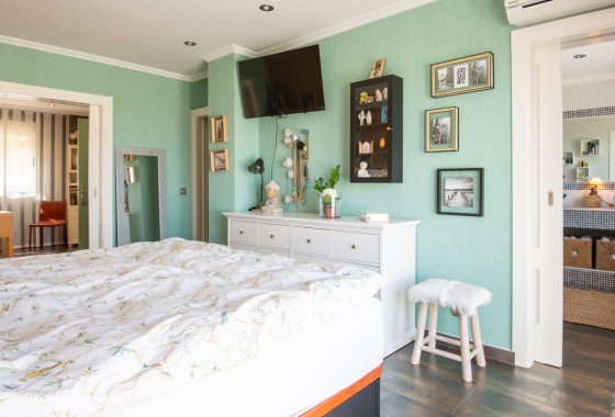 Resale - Freistehende Villa -
Algorfa