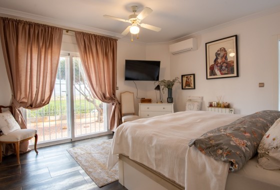 Resale - Freistehende Villa -
Algorfa