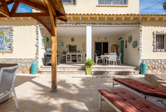 Resale - Freistehende Villa -
Algorfa