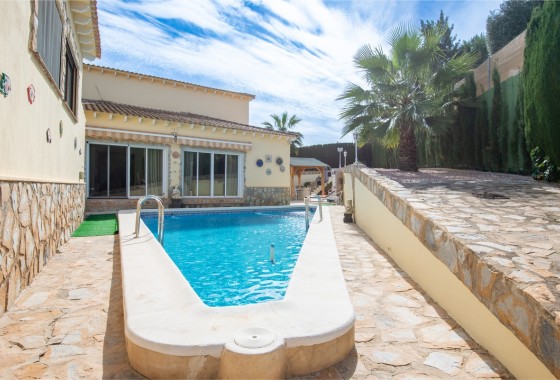 Resale - Freistehende Villa -
Algorfa