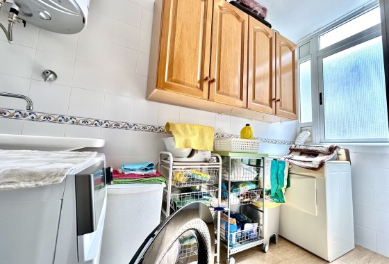 Herverkoop - Appartement / Flat -
Almoradí - Inland