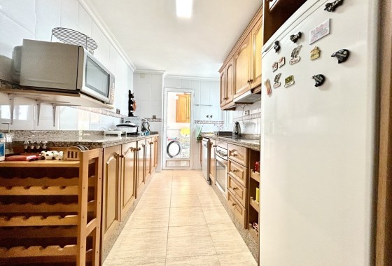Herverkoop - Appartement / Flat -
Almoradí - Inland