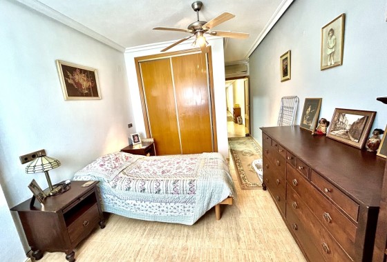 Herverkoop - Appartement / Flat -
Almoradí - Inland
