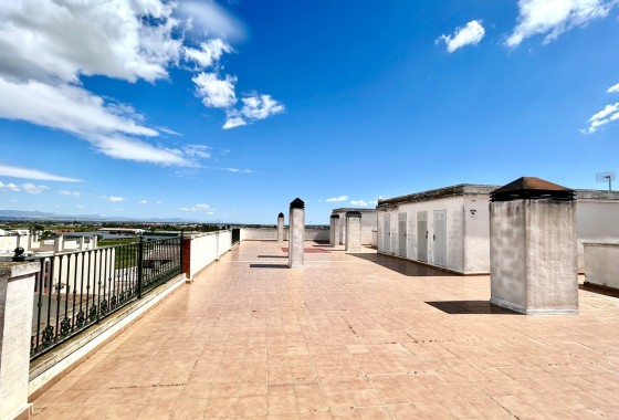 Herverkoop - Appartement / Flat -
Almoradí - Inland
