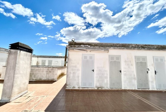 Herverkoop - Appartement / Flat -
Almoradí - Inland