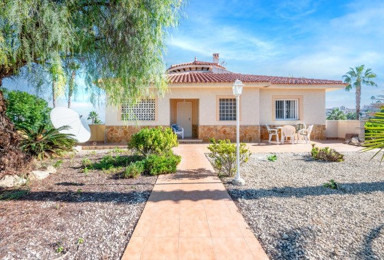 Resale - Freistehende Villa -
Algorfa